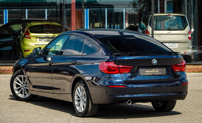 BMW 3GT cena 74900 przebieg: 179000, rok produkcji 2017 z Myszków małe 781